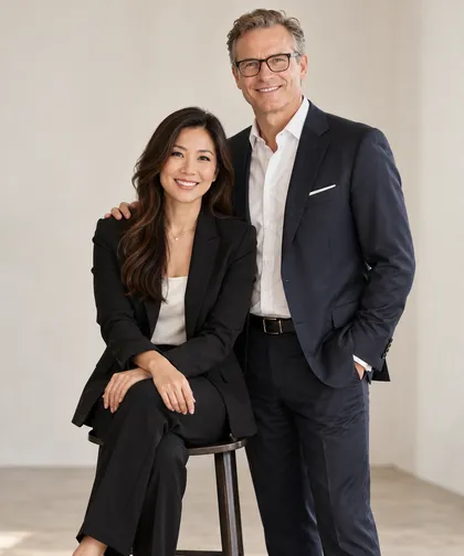The two founders of The Unfair Leverage